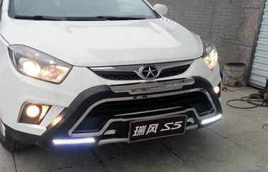 Chine Garde de butoir de voiture de l'avant S5 de JAC 2013 avec la lumière courante de jour menée fournisseur