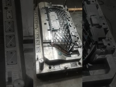 Toyota Hilux Revo 2016 TRD Style Body Kits pour le lavage du visage, couvertures de pare-chocs