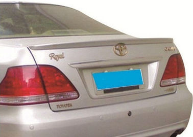 Chine Spoiler de toit pour Toyota Crown 2005 2009 2012 2013 Procédé de moulage par soufflage de matériau ABS fournisseur