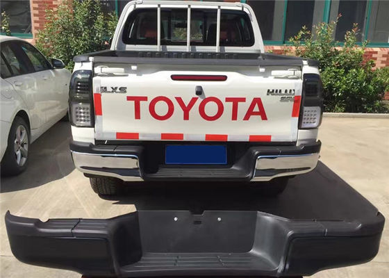 Un bon prix. Pas de pare-chocs arrière de style OE pour Toyota Hilux Revo 2015 2016 en ligne