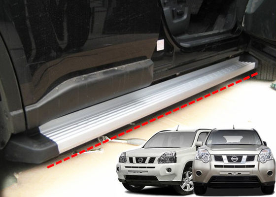 Un bon prix. Des barres d'étape latérales en alliage d'aluminium de style OE pour NISSAN X-TRAIL ((ROGUE) 2008 - 2013 en ligne