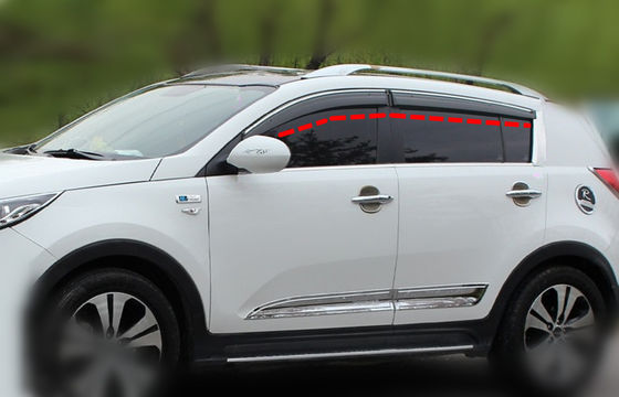 Un bon prix. Protection contre le soleil et la pluie pour KIA Sportage 2010 - 2014 Viseurs de fenêtre de voiture avec bande de garniture en ligne