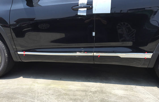 Un bon prix. Toyota 2014 2015 Highlander Kluger Auto carrosserie moulée latérale chromée en ligne