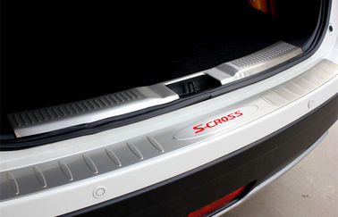 Un bon prix. Suzuki S-cross 2014 Plaques de seuil lumineuses, Plaque d' argent Protecteur de seuil de voiture en ligne