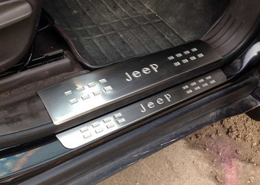 Un bon prix. JEEP Cherokee 2014 2016 Plaques de seuil des portes latérales, plaque d' acier inoxydable en ligne