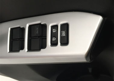 Un bon prix. TOYOTA RAV4 2016 2017 Parties de garniture intérieure automobile en ligne