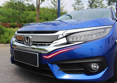 Un bon prix. HONDA Civic 2016, pièces de décoration extérieure, moulage de la grille avant en ligne