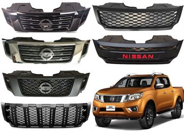Un bon prix. Vente en gros de pièces détachées de voiture Renouvellement de la calandre avant pour Nissan NP300 Navara 2015 Frontier en ligne